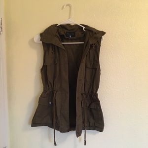 Army green vest